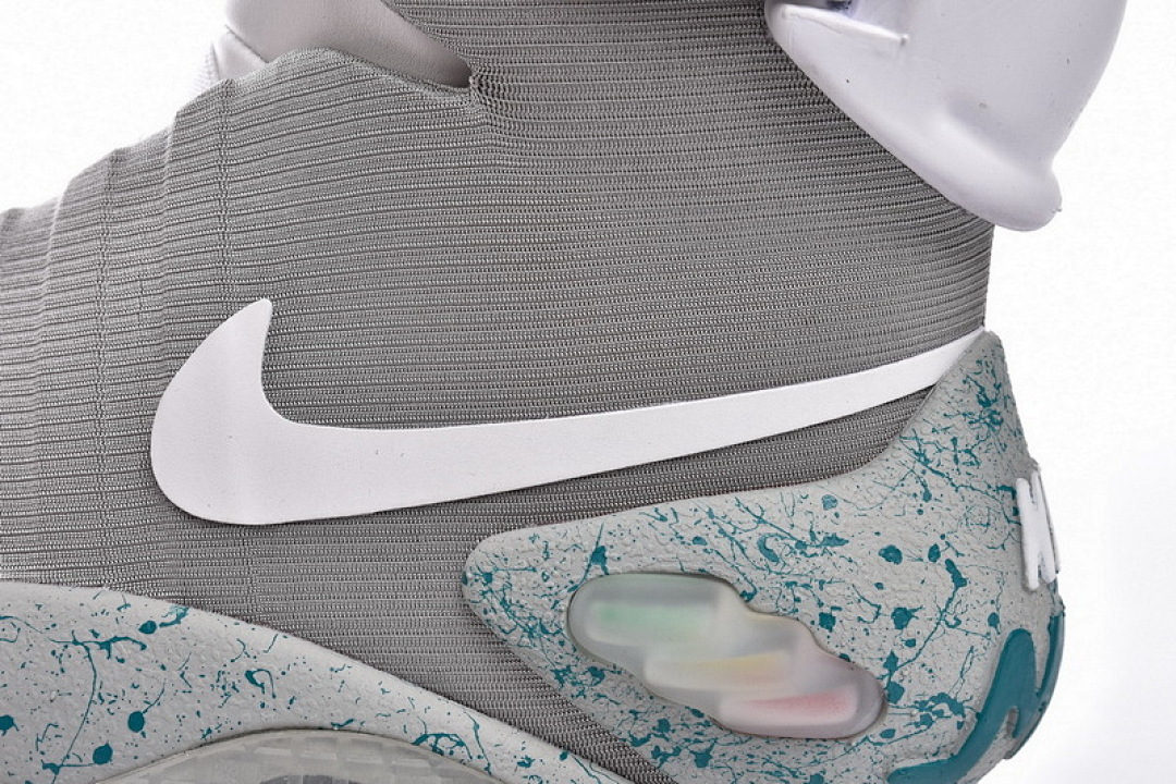 【FB3R5G】耐克回到未来 NIKE AIR MAG