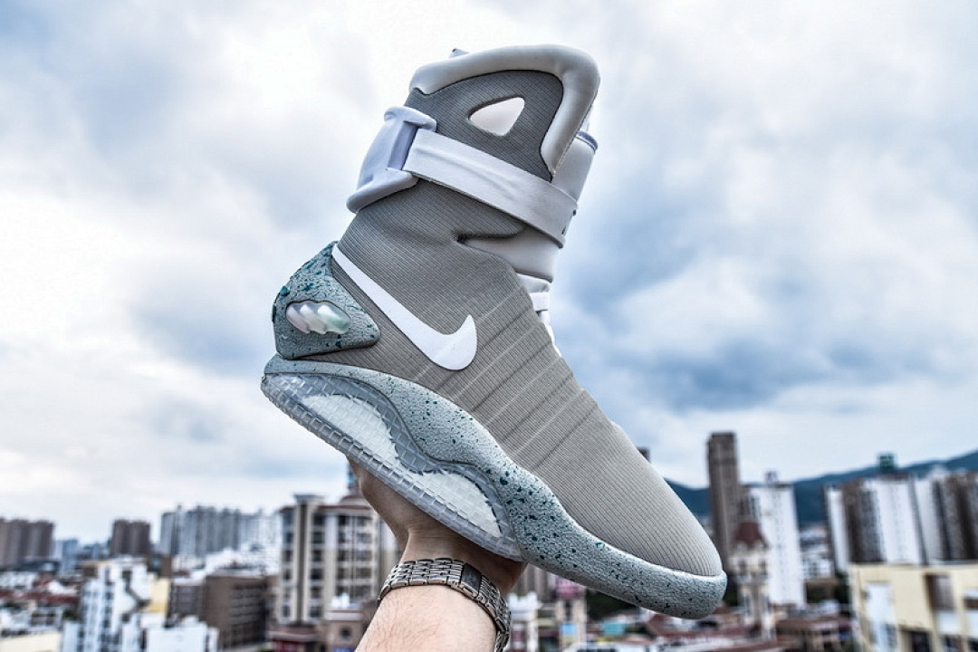【FB3R5G】耐克回到未来 NIKE AIR MAG