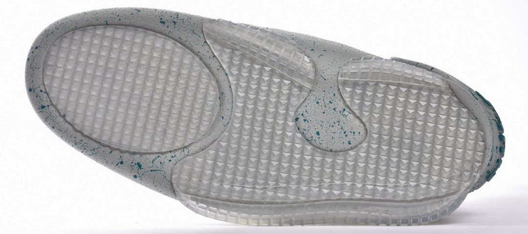 【FB3R5G】耐克回到未来 NIKE AIR MAG