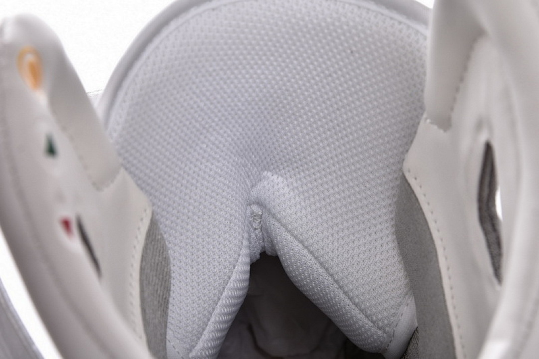 【FB3R5G】耐克回到未来 NIKE AIR MAG