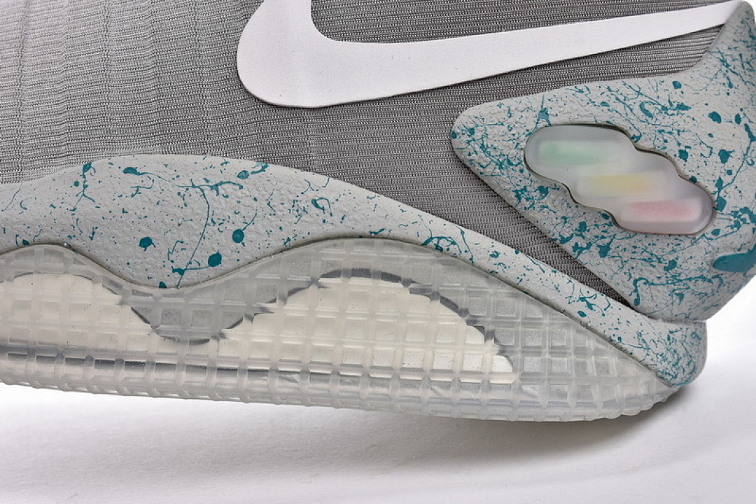 【FB3R5G】耐克回到未来 NIKE AIR MAG