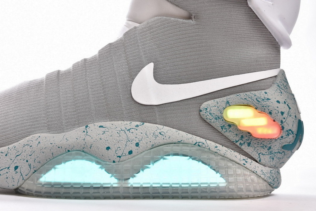 【FB3R5G】耐克回到未来 NIKE AIR MAG