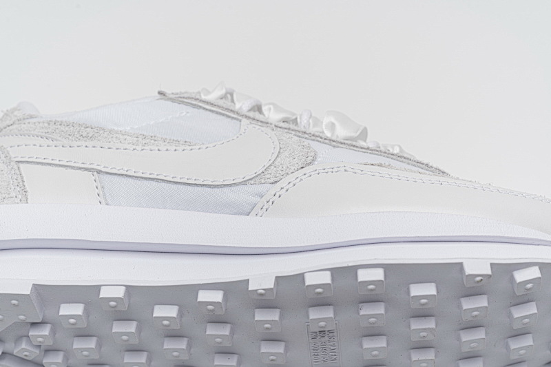 yupoo_391513_ae87838d.jpg 【BA0PB】全白 耐克华夫运动鞋 BV0073-101 Nike LD Waffle Sacai White Nylon