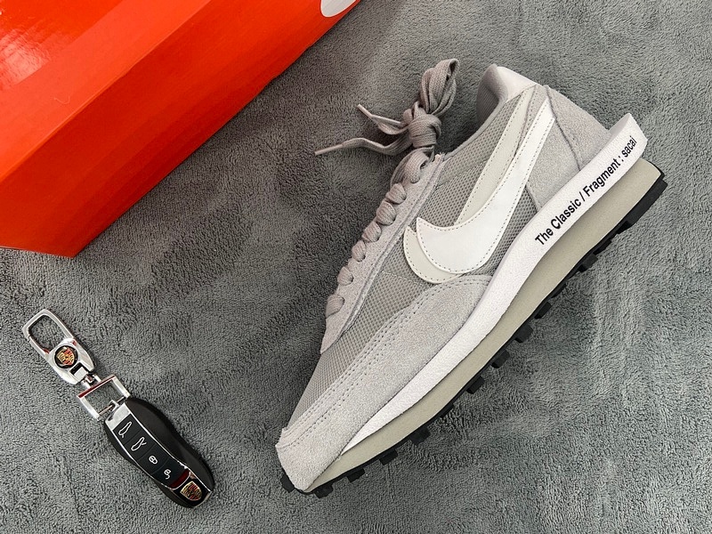【BA0PB】联名灰白 耐克华夫 DH2684-001 Fragment Design x sacai x Nike LDWaffle Light Smoke Gre