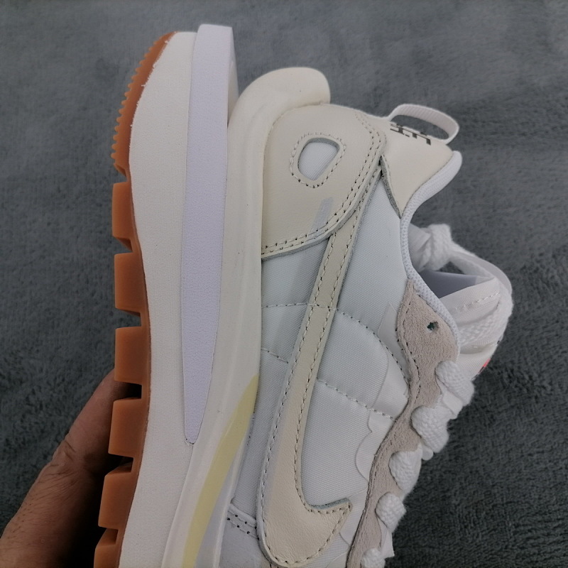 yupoo_391723_a36dff45.jpg 【BA3PB】PB全白 耐克华夫3代跑鞋 DD1875-100 Sacai x Nike VaporWaffle White
