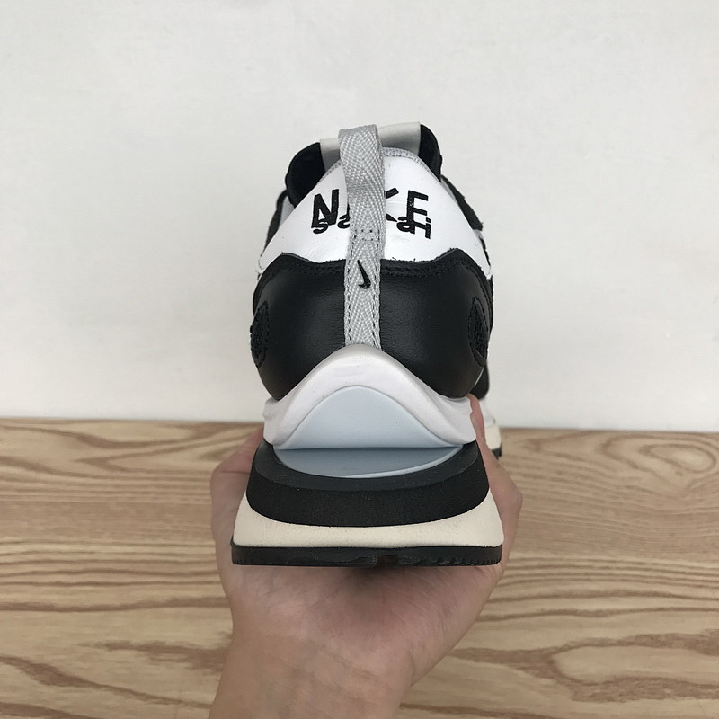yupoo_391818_fb772cc4.jpg 【BA3PB】PB黑白 纯原版耐克华夫3代跑鞋 CI9928-001 Sacai x Nike Pegasua Vaporfly Black White