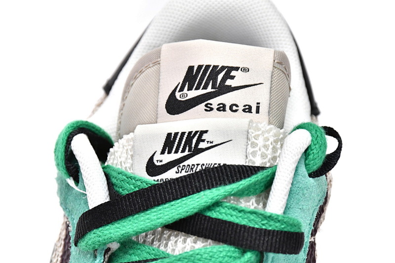 yupoo_391906_cf313244.jpg 【BA3GS】红玉 TOP版耐克华夫3代跑鞋 DD3035-200 Sacai x Nike Pegasua Vaporfly String Black Villain Red