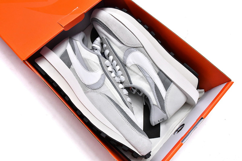 【BA0PB】灰白100 TOP版耐克华夫跑鞋 BV0073-100 Sacai x Nike LDV Waffle Summit White