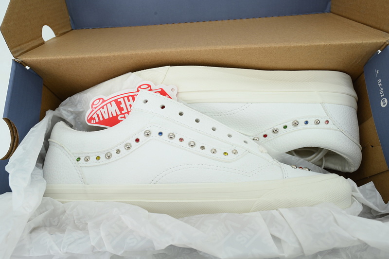 【AB2X7】珍珠皮白 万斯 经典低帮时尚板鞋 VN000S52BLK Vans Premium Old Skool 36 Pearlized 'Pearl skin white'