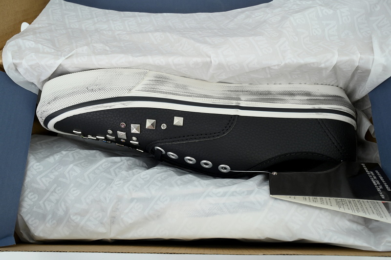 【AB3X7】铆钉皮黑 万斯 经典低帮时尚板鞋 VNO00D9NBLK Vans Premium Authentic 'Black'