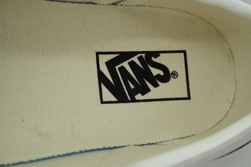 【AB1X7】SK8白骷髅头 万斯 经典低帮时尚板鞋 VN000CZU50K Vans Sk8-Low 'White Skull'