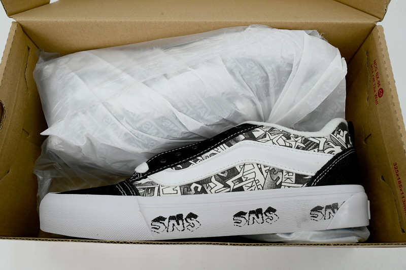 【AB8X7】面包SNS涂鸦 万斯 经典低帮时尚板鞋 Vans Knu-Skool 'Graffiti'
