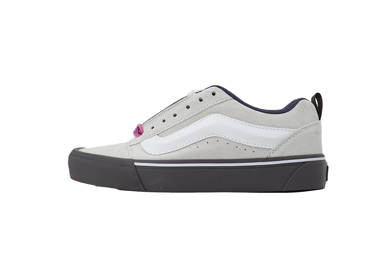 yupoo_395672_a2cc7ed5.jpg 【AB8X7】面包米灰 万斯 经典低帮时尚板鞋 VN0009QCPRP Vans Knu-Skool 'Pop Outsole - Cream Purple'