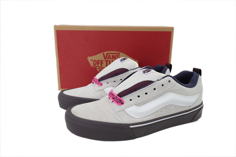【AB8X7】面包米灰 万斯 经典低帮时尚板鞋 VN0009QCPRP Vans Knu-Skool 'Pop Outsole - Cream Purple'