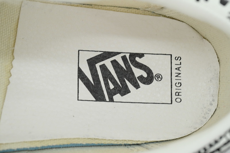 【AB3X7】泼墨黑红 万斯 经典低帮时尚板鞋 VN0A4P3XBMW Gallery Dept. x Vans OG Old Skool LX 'Good Luck'