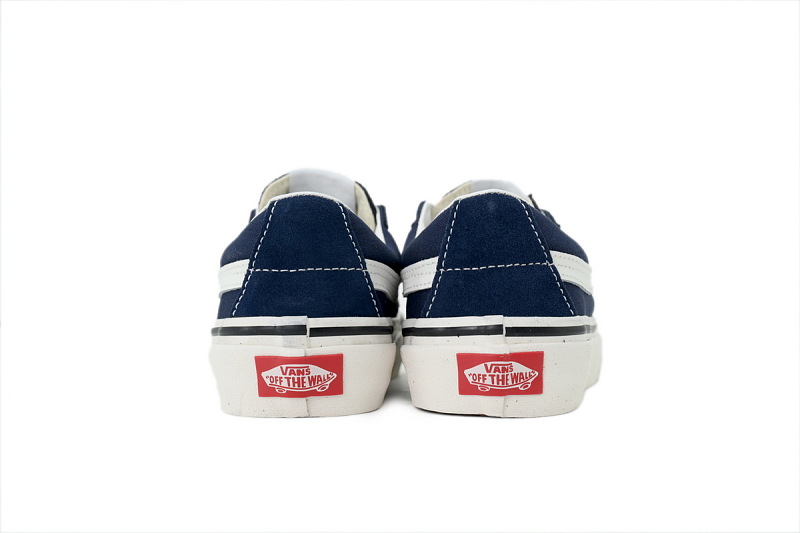 【AB9X7】SK8藏蓝 万斯 经典低帮时尚板鞋 VN0A4UWI5V8 Vans Sk8-Low 'Black White'