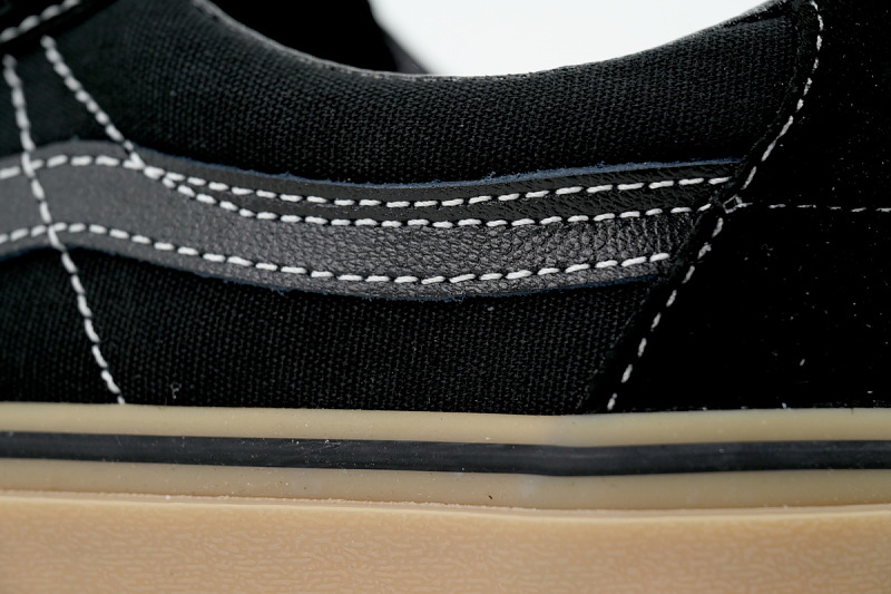 【AB9X7】SK8生胶黑灰条 万斯 经典低帮时尚板鞋 VN0009QRCJJ Vans Sk8-Low 'Black Gum'