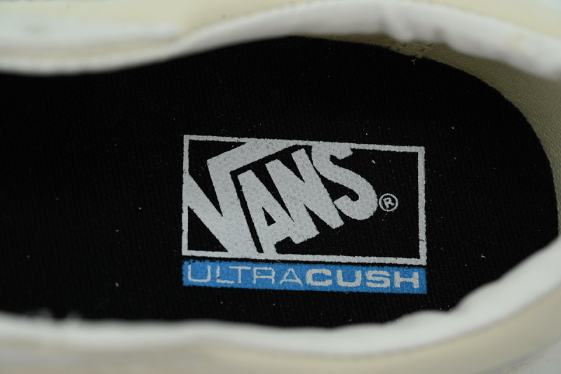 【AB9X7】SK8白蛇纹 万斯 经典低帮时尚板鞋 VN0A4UWI1X01 Vans Sk8 low Snake Marshmallow