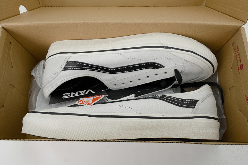 【AB8X7】SF包头白黑 万斯 经典低帮时尚板鞋 VN0A3MVLXGL Vans Style 36 Decon Surf White