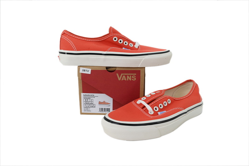 【AB7X7】安娜海姆脏橘 万斯 经典低帮时尚板鞋 VN0A38ENMR8 Vans Authentic 44 DX 'Orange White'