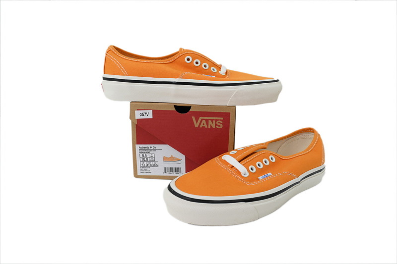 【AB7X7】安娜海姆桔黄 万斯 经典低帮时尚板鞋 VN0A38ENQA7 Vans Authentic 33 DX 'Gold Orange'