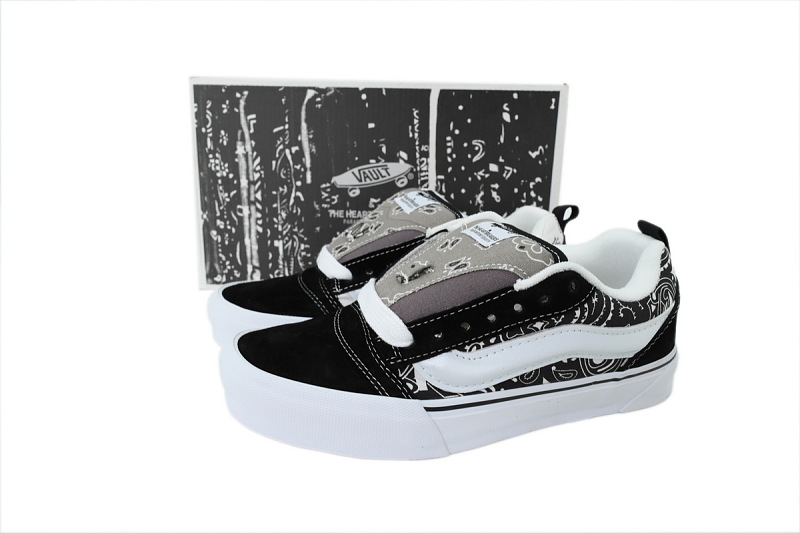【AB6X7】面包腰果花 万斯 经典低帮时尚板鞋 VN0007QDBMW BEDWIN&THE HEARTBREAKERS×Vault by Vans Knu Skool VLT LX"Black"