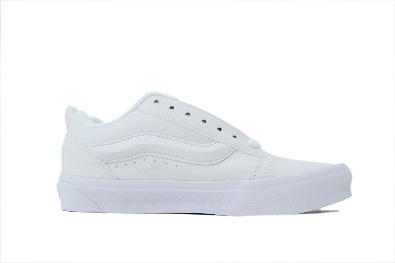 【AB6X7】面包白皮 万斯 经典低帮时尚板鞋 VN0009QCW00 Vans Knu-Skool 'True White'