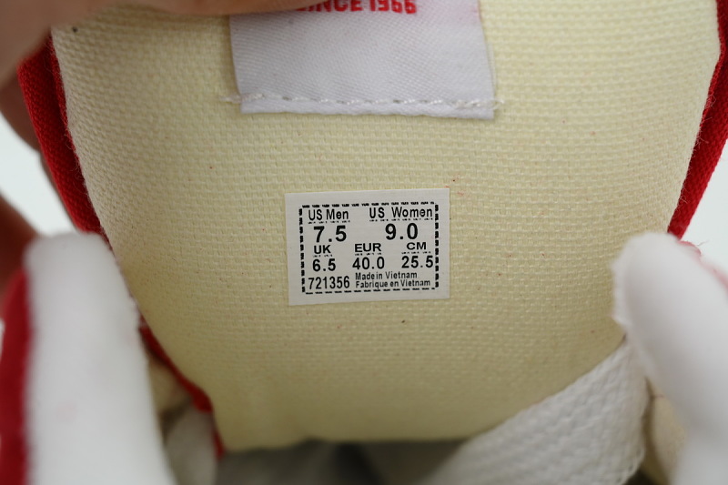 【AB6X7】面包大红 万斯 经典低帮时尚板鞋 VN0009QCJV6 Vans Knu Skool 'Red White'
