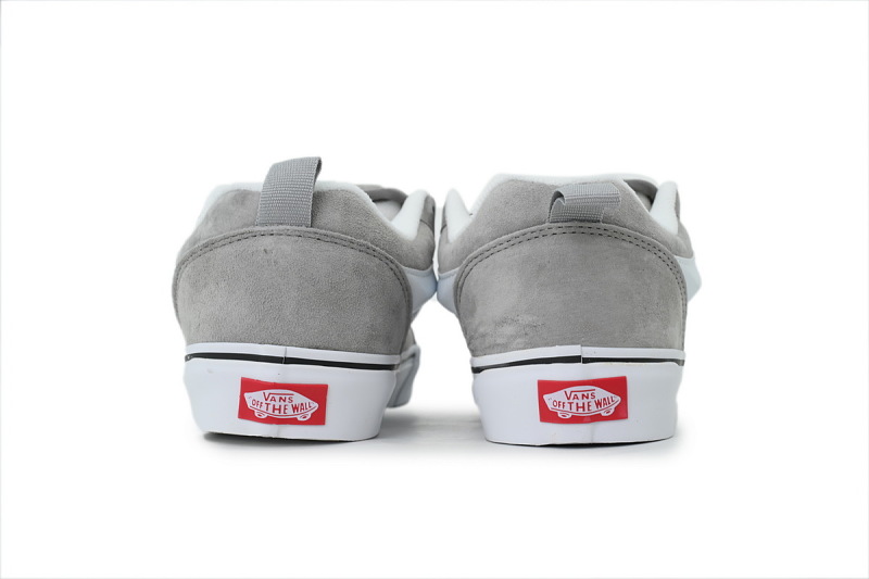 【AB6X7】面包灰白条 万斯 经典低帮时尚板鞋 VN000D75GRY Vans Knu-Skool 'Light Grey'