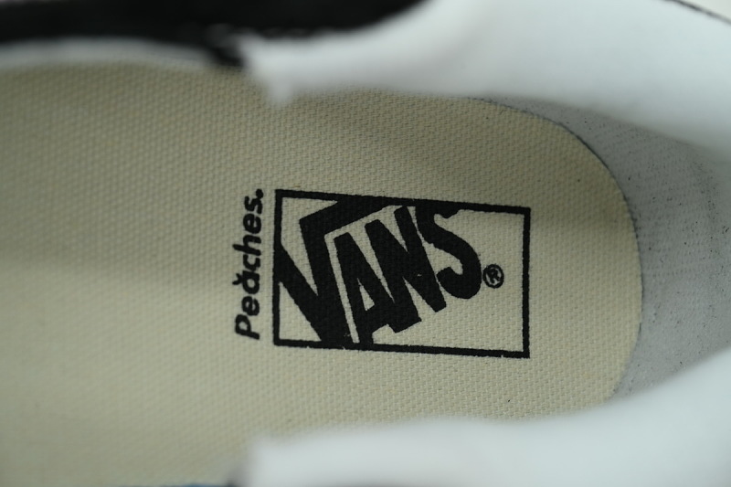 【AB6X7】面包水蜜桃 万斯 经典低帮时尚板鞋 VN0009QCB9P Peaches x Vans Knu-Skool 'Black Pink'