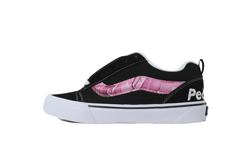 【AB6X7】面包水蜜桃 万斯 经典低帮时尚板鞋 VN0009QCB9P Peaches x Vans Knu-Skool 'Black Pink'