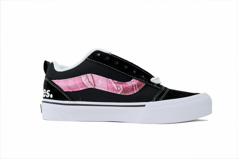 【AB6X7】面包水蜜桃 万斯 经典低帮时尚板鞋 VN0009QCB9P Peaches x Vans Knu-Skool 'Black Pink'