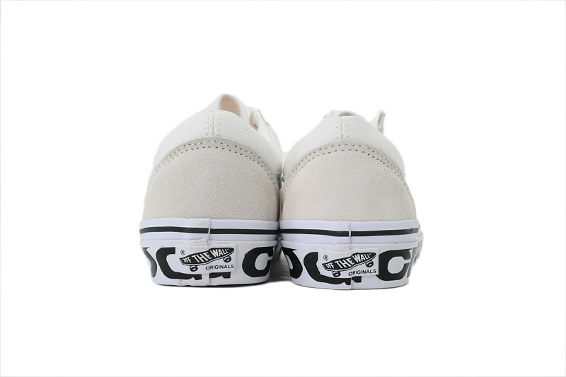 【AB5X7】CDG白色 万斯 经典低帮时尚板鞋 VN0A4P3XQLZ Comme des Garçons x Vans OG Old Skool LX 'Sidewall - White'