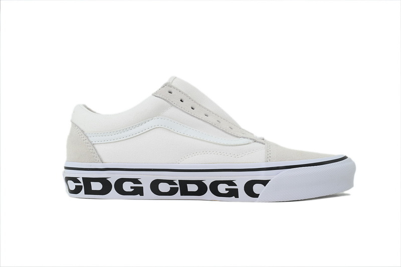 【AB5X7】CDG白色 万斯 经典低帮时尚板鞋 VN0A4P3XQLZ Comme des Garçons x Vans OG Old Skool LX 'Sidewall - White'