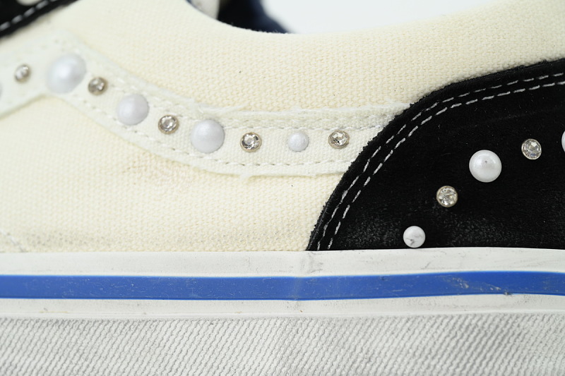 【AB1X7】联名黑白 万斯 经典低帮时尚板鞋 Vans Old Skool 36 'Pearlized Pack - Marshmallow White'