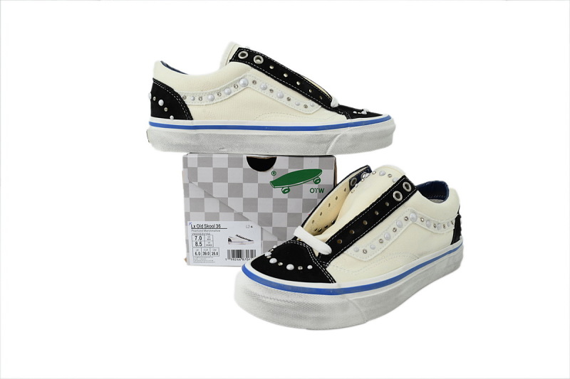 【AB1X7】联名黑白 万斯 经典低帮时尚板鞋 Vans Old Skool 36 'Pearlized Pack - Marshmallow White'