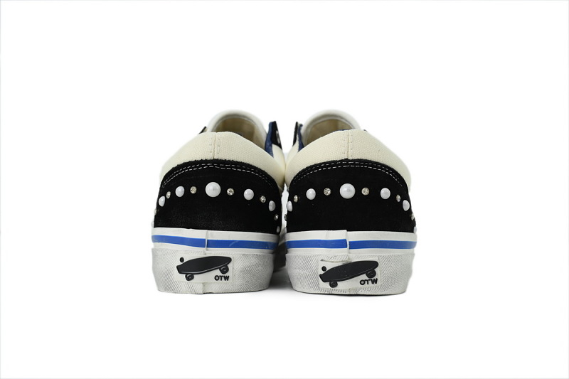【AB1X7】联名黑白 万斯 经典低帮时尚板鞋 Vans Old Skool 36 'Pearlized Pack - Marshmallow White'