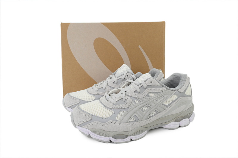 【BA3M5】NYC-云灰 亚瑟士 复古时尚跑步鞋 1203A663-101 ASICS Gel NYC 'Cream Cloud Grey'