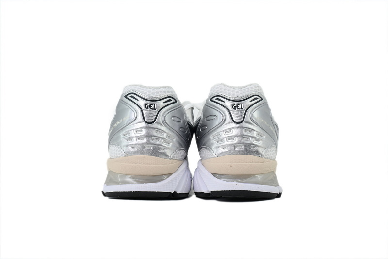 【BA3M5】银色 亚瑟士 复古时尚跑步鞋 1203A537-110 ASICS Gel Kayano 14 'White Graphite Grey'