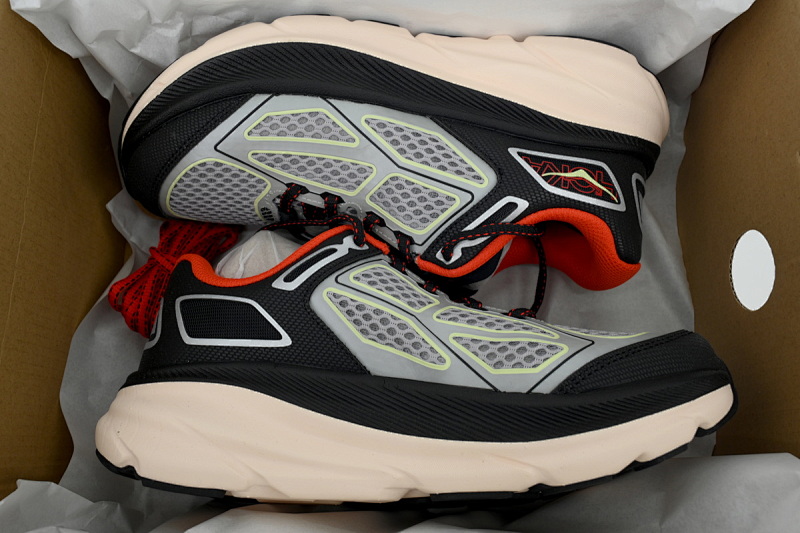 yupoo_402252_b8c34279.jpg 【BA7HO】黑灰红-5 HOKA ONE ONE CLIFTON ONE 9 舒适柔软防滑 低帮 休闲跑步鞋 1155370-HBN Clifton One9 'Grey Black Habane