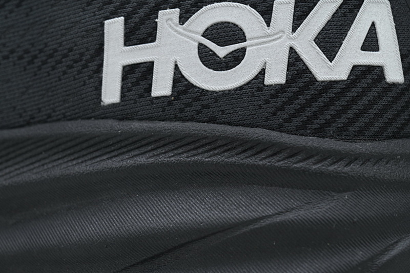 【AA3HO】防水黑武士-13 HOKA 克里夫顿 9休闲跑步鞋 1141470-BBLC HOKA Clifton 9 GORE-TEX 'Triple Black'