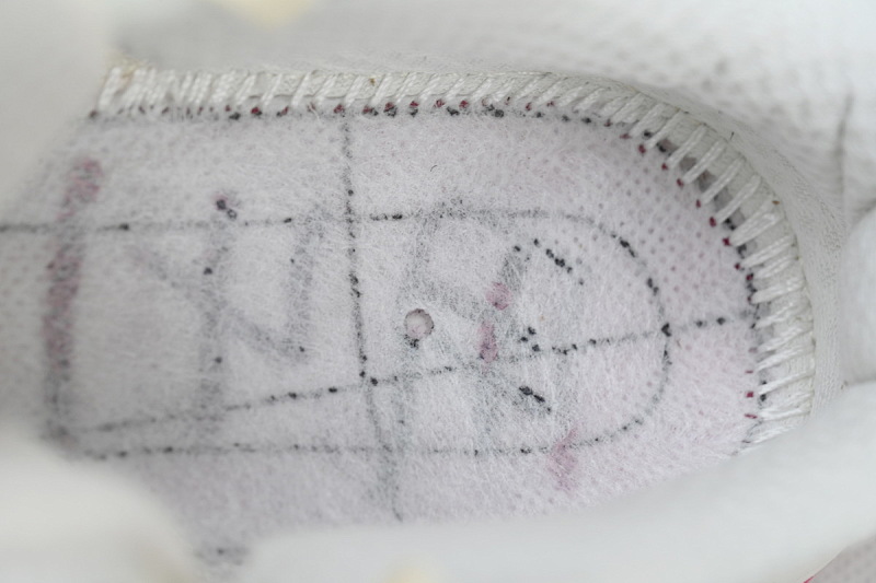 【AA1HO】蛋酒香槟-10 HOKA 克里夫顿 9休闲跑步鞋 1127896-EBDB HOKA Clifton 9 'Eggnog Blanc De Blanc'