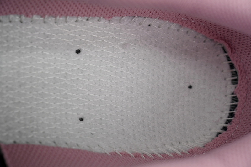 yupoo_403506_3033e89a.jpg 【BA7CE】黑粉RCU 1906R系列复古时尚 U1906RCU 1906R 'Pink Taffy'