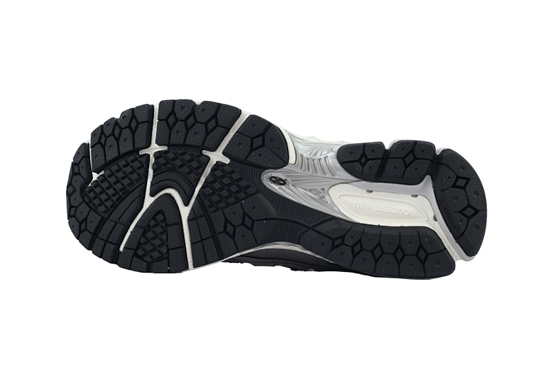 【BA7CE】黑白RER 1906R系列复古时尚  M1906RER  1906R 'Silver Metallic Black'