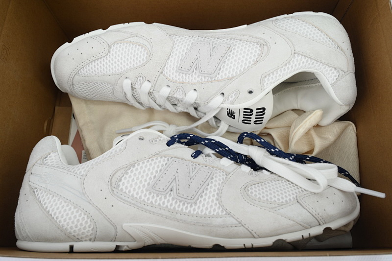 yupoo_404703_3fe52836.jpg 【CA7C5】灰色 NB530系列 低帮休闲鞋5E165E 3D8C F0009 F BD05 New Balance x Miu Miu 530 SL 'White'