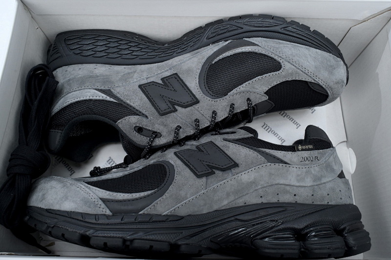 【BA7CE】碳灰色RXZ 新百伦NB复古休闲跑步鞋 M2002RXZ JJJJound x 2002R GORE-TEX 'Charcoal'