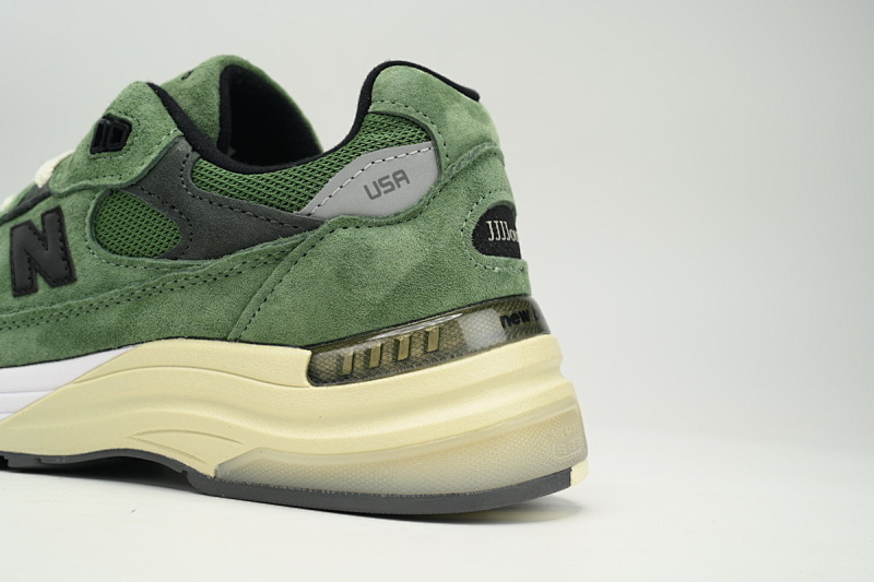【BH1CE】军绿JJ 新百伦NB992系列跑步鞋 M992JJ JJJJound x New Balance 992 Made in USA 'Mossy Green'
