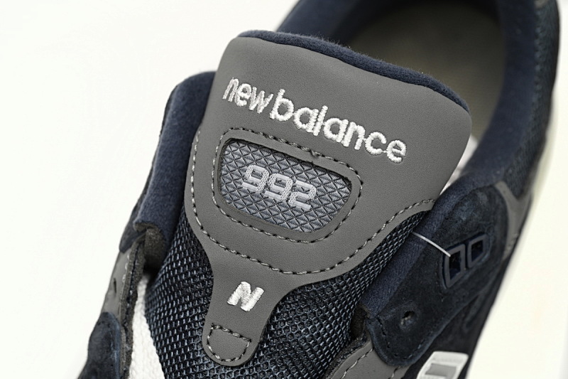 【BH1CE】白黑灰GG 新百伦NB992系列跑步鞋 M992GG New Balance 992 White, black, and gray