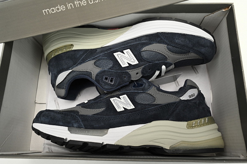 【BH1CE】白黑灰GG 新百伦NB992系列跑步鞋 M992GG New Balance 992 White, black, and gray