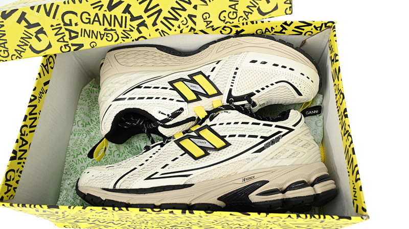 【BA7CE】白黄RGG 1906R系列复古时尚 M1906RGG New Balance 1906R White and yellow RGG